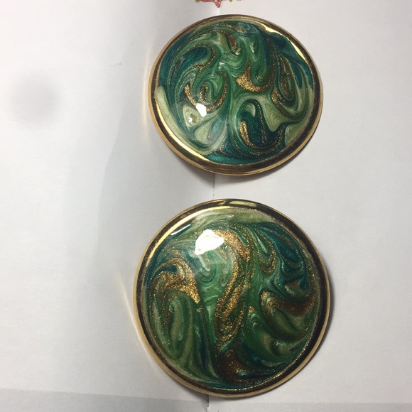 Vintage Jewelry - Ladies Fashion  Designer Earrings